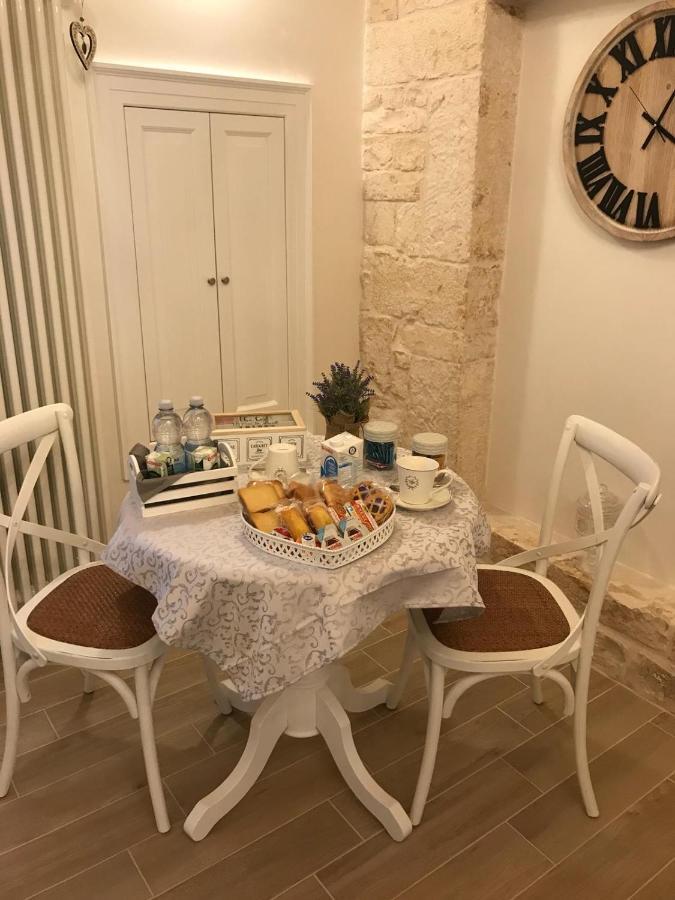 Bed and Breakfast Nido Di Pietra-Dimora In Centro Alberobello Exterior foto